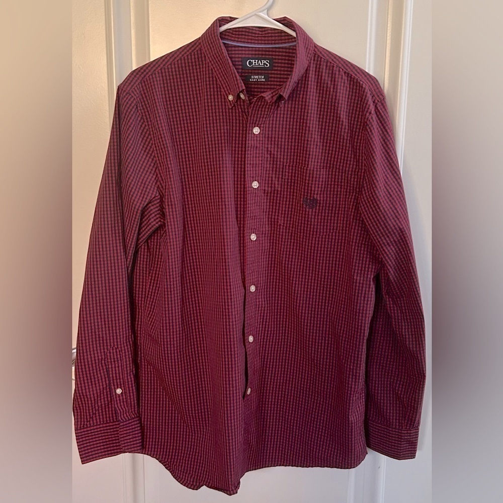 CHAPS Checkered Long Sleeve Button Down Shirt